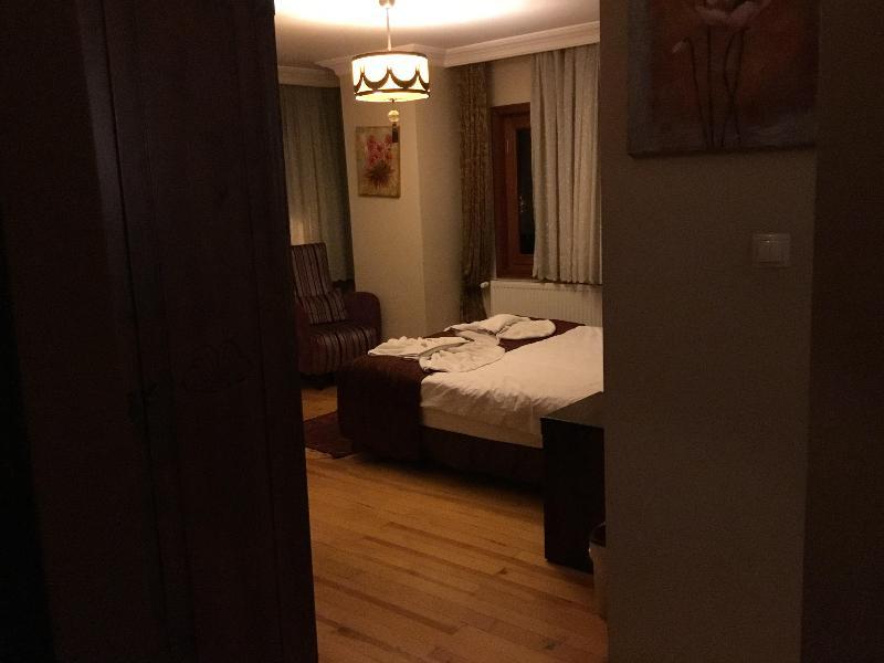 Berce Hotel Istanbul Exterior photo